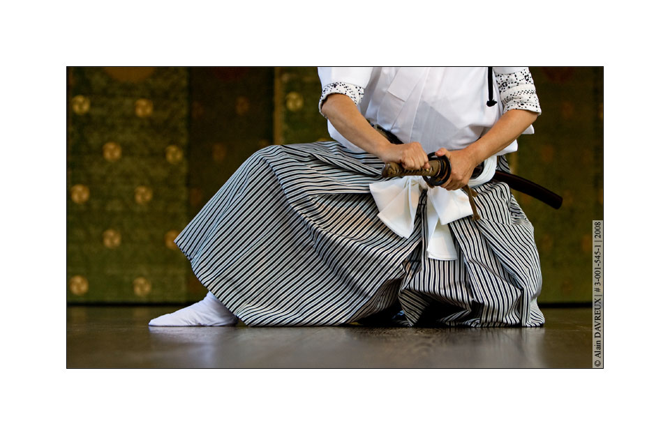 

Katana Dance, Gion Matsuri, Kyoto, 2008. 


# 
3-001-545-1




- Japan Photography 2008 - Copyright Alain Davreux